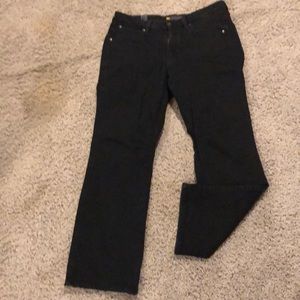 Wrangler Aura black jeans size 6 short